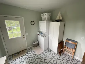 Cozy 2 Bedroom Cottage on Harsens Island With Dock And Water Access - Image 2