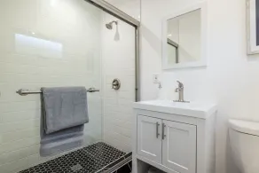 Two Bedroom Home Near Beach (Santa Barbara) - Image 3
