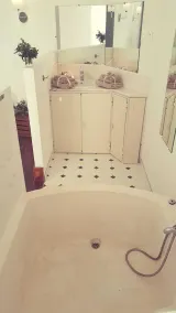 Wohnung in mittelalterlicher Residenz mit Pool - Image 4