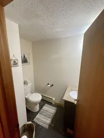 Warm and Spacious Condo - Image 2