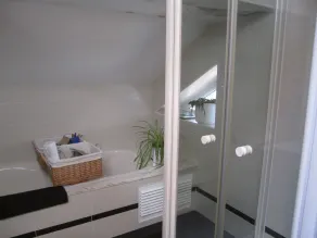 Wunderschönes neu erbautes Landhaus in authentischer asturischer Stadt - Image 3