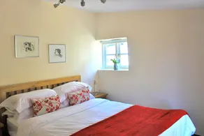 Luxury country hideaway on the fringes of Start Bay - Image 5