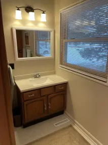 Cozy Cabin, View of Boyne Mountain! Skybridge, Snowboard, Ski, Golf, Bike, Hike! - Image 4