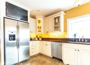 The Penthouse. Heart of Downtown Dubuque. Over 3,000 Sq Ft. - Image 4