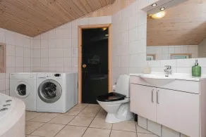 Charming Holiday Home in Oksbøl Denmark With Sauna - Image 4