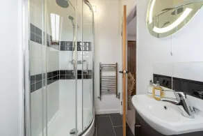 Luxury country cottage with hot tub, 5 star - Image 3