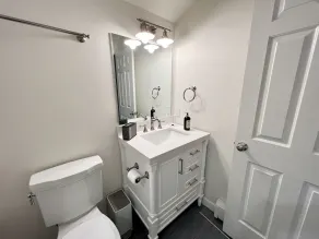Main Street Charming Home - Just renovated! - Image 5