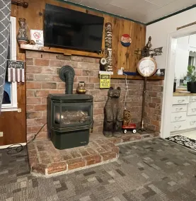 Peacefully 2BR Cabin with Firepit - Image 2