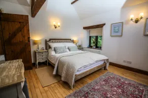 Luxury self catering Barn Nr Goodwood. - Image 5