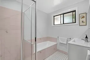 Lazy Days - Point Lookout, QLD - Image 4