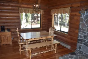 Riverfront Farwood Cabin Retreat - Image 4
