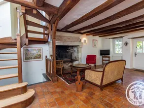 Charming house with enclosed garden near the Louet river - Image 2