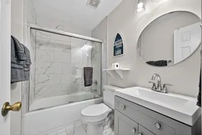 GAME ROOM, QUIET COVE & DOCK!  LAKEFRONT! SLEEPS 16 - Image 3