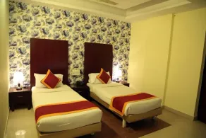 Hotel Hollyhock - Image 5