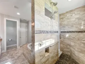 Luxury Waterfront Home With Heated Pool & Hot Tub - Image 4