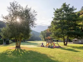 Chateau Meuse - Twentysix Bedroom Castle, Sleeps 60 - Image 2