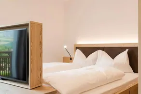 Holiday Apartment 'Natur Suite Edelweisshof Ferdi' with Mountain View, Garden & Wi-Fi - Image 5