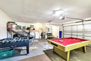 Refreshing Oasis with Massage Chair, Game Garage, Large Fenced Yard +Retro games - Image 2
