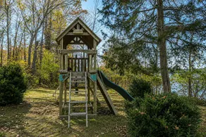 Enchanting lakefront oasis with fire pit, generous patio, dock, & amazing views - Image 4