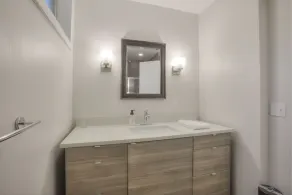 2bed-2bath Ballard Courtyard Apartment Walk to Old Ballard! Restaurants nearby! - Image 3