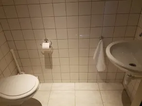 A 15 MINUTES DU CENTRE, APPARTEMENT AU REZ-DE-CHAUSSÉE, AMSTERDAM - Image 3