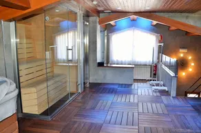 Private pool, Wellness area and location 20 minutes from Girona and Costa Brava - Image 2