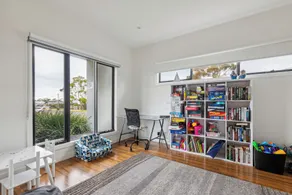 Lazy Dayz Beach House - Image 5