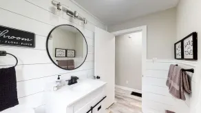 Football Hall of Fame Hideaway: Cozy & Convenient  - Image 3