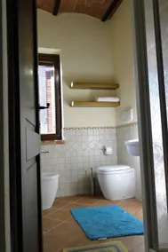 2 Schlafzimmer, großer Pool, herrlicher Blick auf San Gimignano, Toskana, privater Garten - Image 2