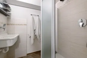 Apartamento \"Il Gelsomino\" cerca del lago con Wi-Fi - Image 5