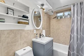 5 Bedroom House with Crib - Walk to Downtown Littleton! - Image 5