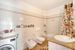 Vacation Home \"Casa Playa\" close to the Sea with Balcony & Wi-Fi - Image 2