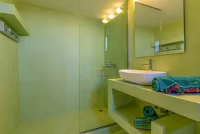 VILLA MODERNE DE LUXE AVEC PISCINE PRIVÉE - Image 3