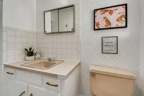 Easy to Denver-Marvelous Mid-Century Mod Charmer! - Image 3