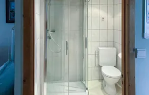 Gorgeous home in Ciney with WiFi - Image 2
