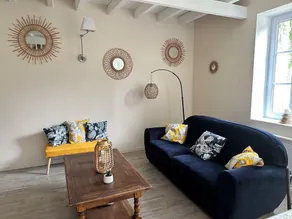 Bourbonnaise house ideally located and quiet. - Image 3