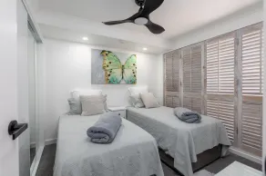 LENNOX HEAD Ocean view property  - Image 3