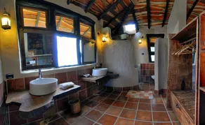 Kanha Earth Lodge - Image 2