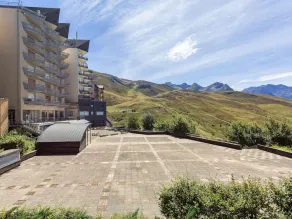 Spacious 2-Bedroom 6-Guest Apartment - Image 5