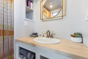 Zion-Day-Trip Ready, Tiny Home, Mountain Views - Image 5