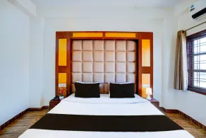 Classic Hotel Kolam - Image 5