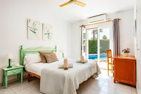 Villa Mencia by Villa Plus - Image 5