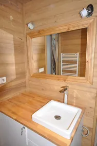 Apt 8 personnes au pied de la télécabine du diable - Image 4