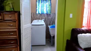 Studio Apartment - Image 2