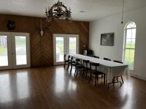 Lodge with fishing & guided hunts available! Minutes from Tulsa & Grand Lake! - Image 2