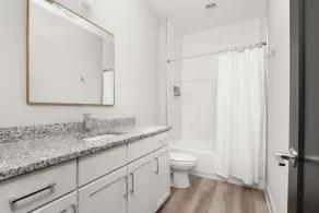 H3 ~ Spacious Condo Only 8 Min to Broadway ~ Garage Parking ~ Super Clean - Image 5