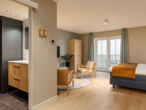 Hotel Room in Hellevoetsluis by the Beach - Image 5