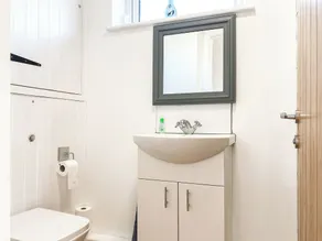 1 bedroom accommodation in Whitstone, nr Holsworthy - Image 2