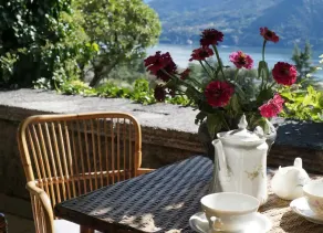 Palazzo Rosati 1701 – An 18th-Century Palace with a Stunning View over Lake Como - Image 4