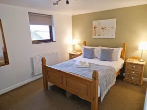 Fantastic panoramic views, beautiful Peak District Cottage with Indoor Pool - Image 5